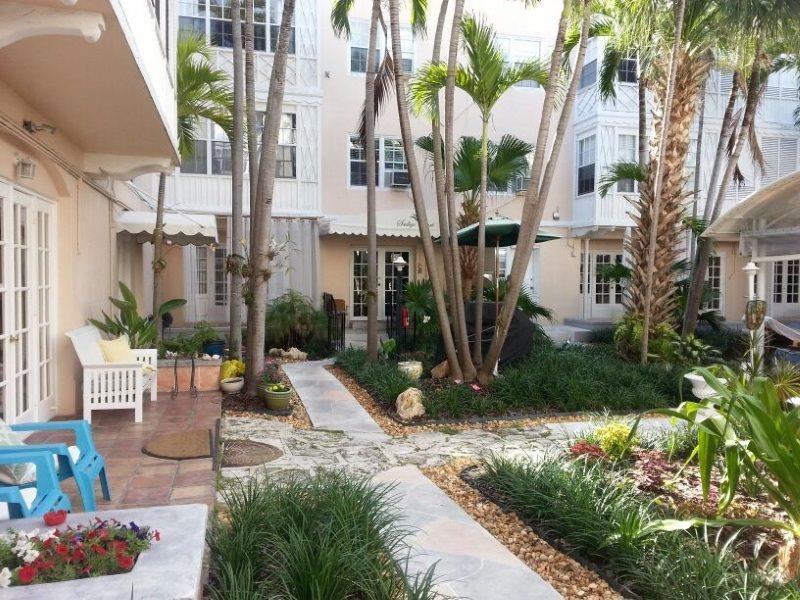 Sadigo Court Hotel Miami Beach Exteriör bild